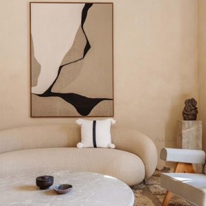 تابلوی مدرن انتزاعی با ترکیب رنگ‌های خاکی، سفید و مشکی